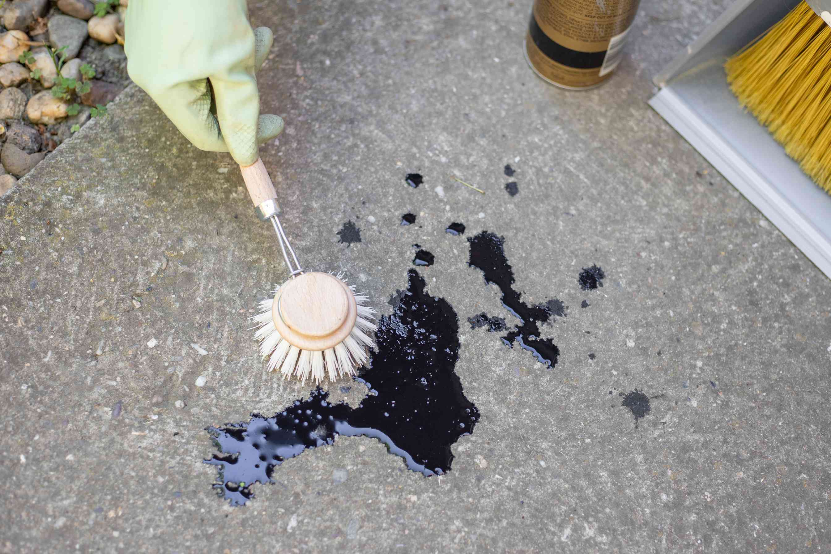 How to Get Grease Stains Off Your Driveway (Fast and Easy Methods That Work)